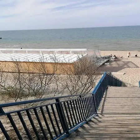 Near Baltic Sea With Balcony View Lägenhet *