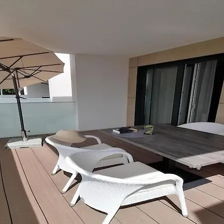 Near Baltic Sea With Balcony View Lägenhet *